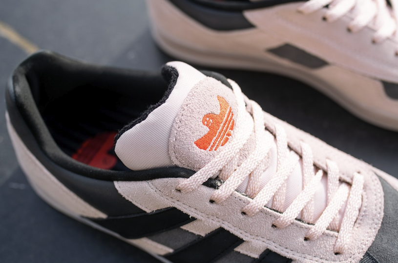复古风格再度登场，adidas Originals携手滑板艺术家推出新鞋款