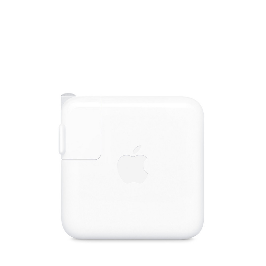苹果上架 70W USB-C 适配器：兼容 iPhone 15 系列