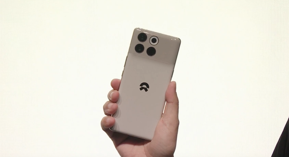 蔚来 NIO Phone 旗舰发布：骁龙8 Gen2领先版+三星E6屏、50MP三主摄