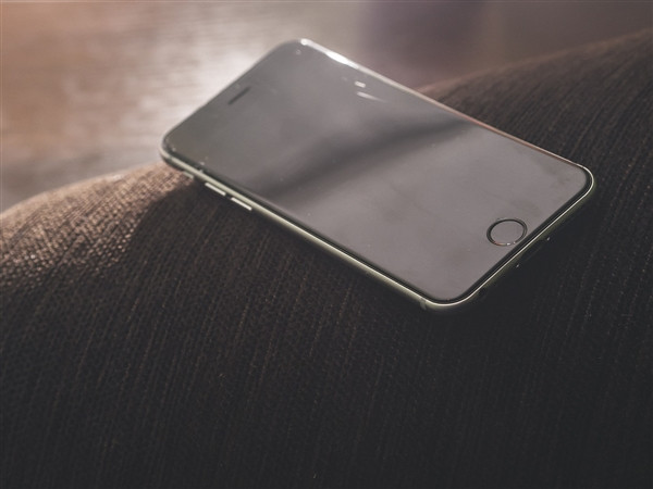 苹果高管 Steve Hotelling 退休，曾发明 iPhone 多点触控、Touch ID