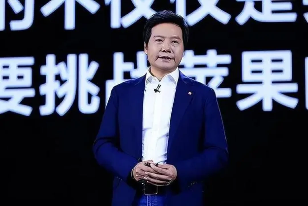科技东风|雷军重回手机发布会;71%的iPhone使用超2年;华为小折叠多样专利