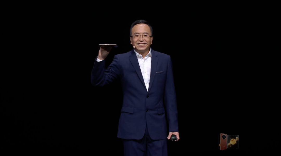 荣耀 Magic V3/Vs3 发布：9.2mm轻薄、2.5m防水、双向卫星无网导航、纯钛VC