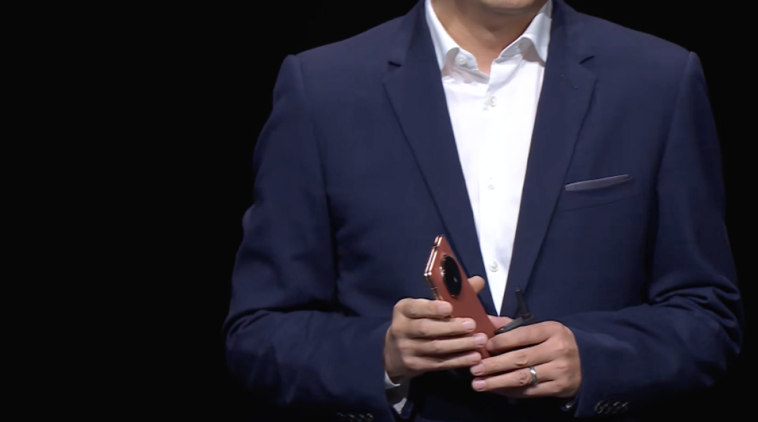 荣耀 Magic V3/Vs3 发布：9.2mm轻薄、2.5m防水、双向卫星无网导航、纯钛VC