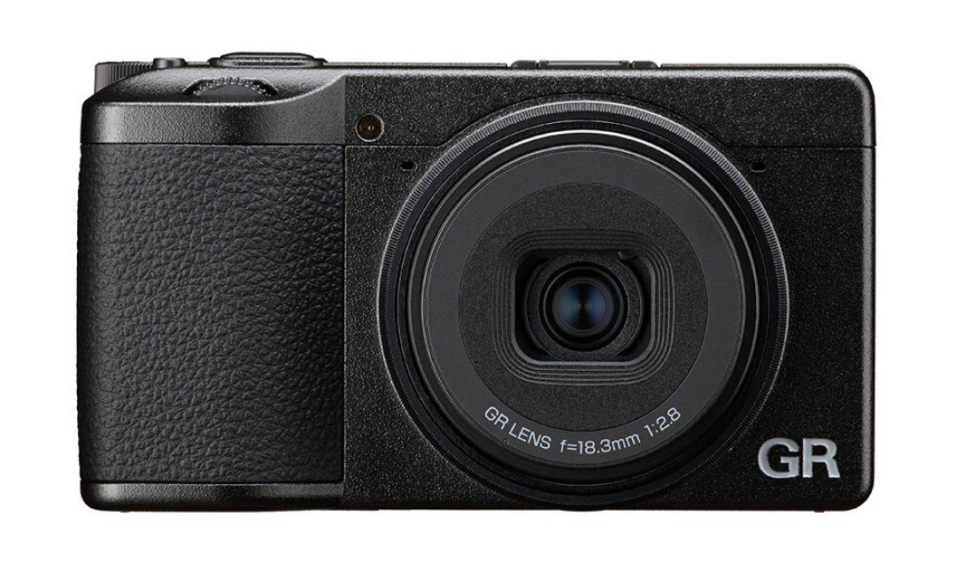 ricoh-gr-iv-2025