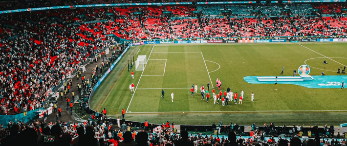 埃梅里如何打造英超黑马，阿森纳伤病潮根源何在｜「足球赛事」本周5篇好文推荐