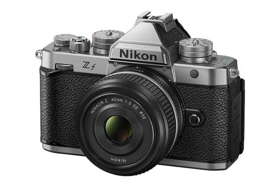 The new Nikon Zf silver model was officially released, with 3 new "premium appearance" skins